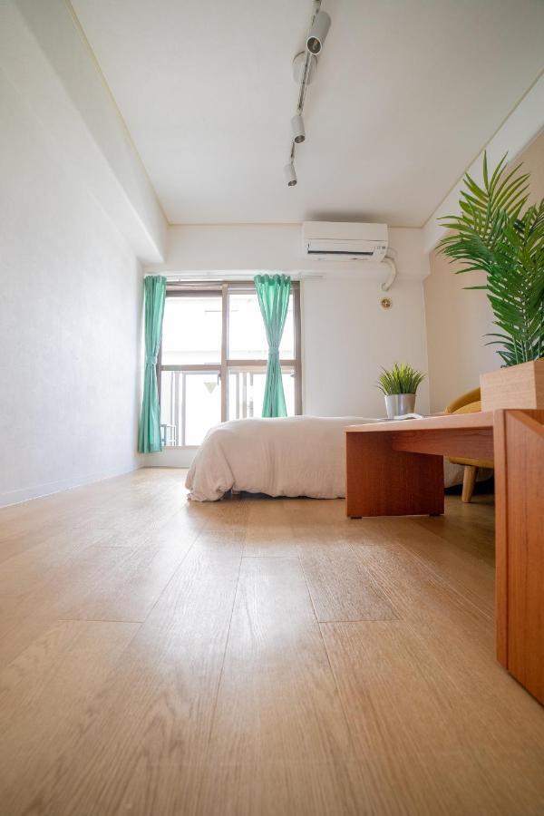 Hostel Chillax Осака Экстерьер фото