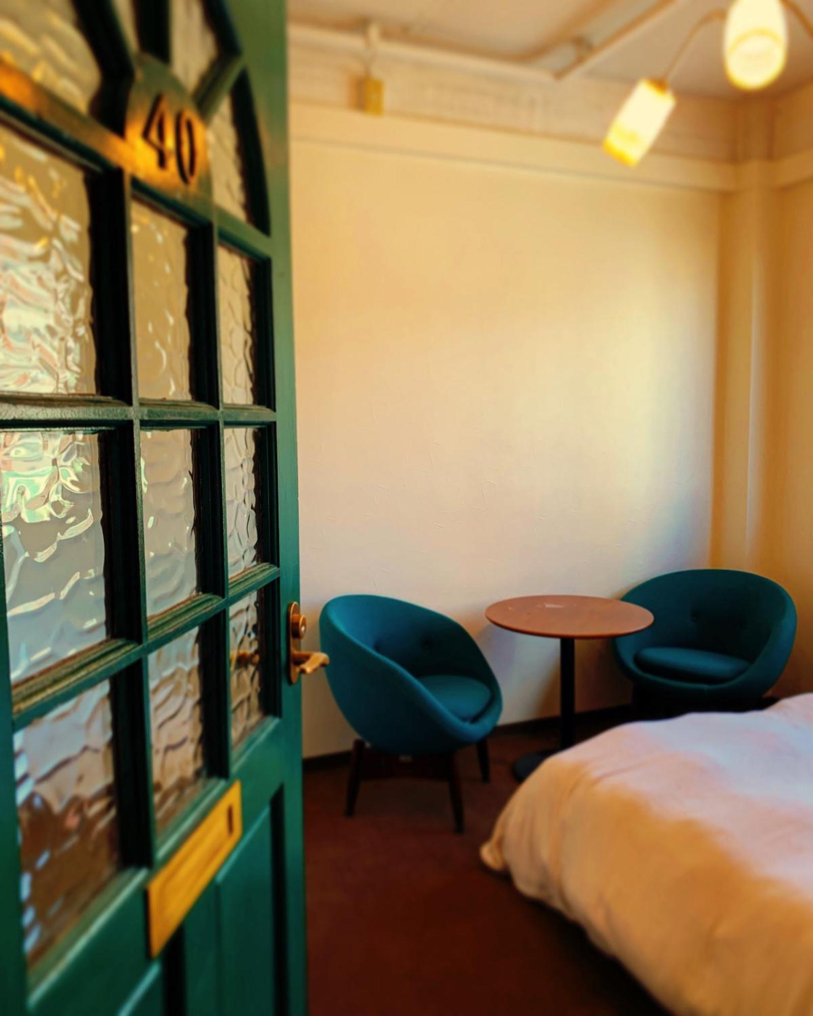 Hostel Chillax Осака Экстерьер фото