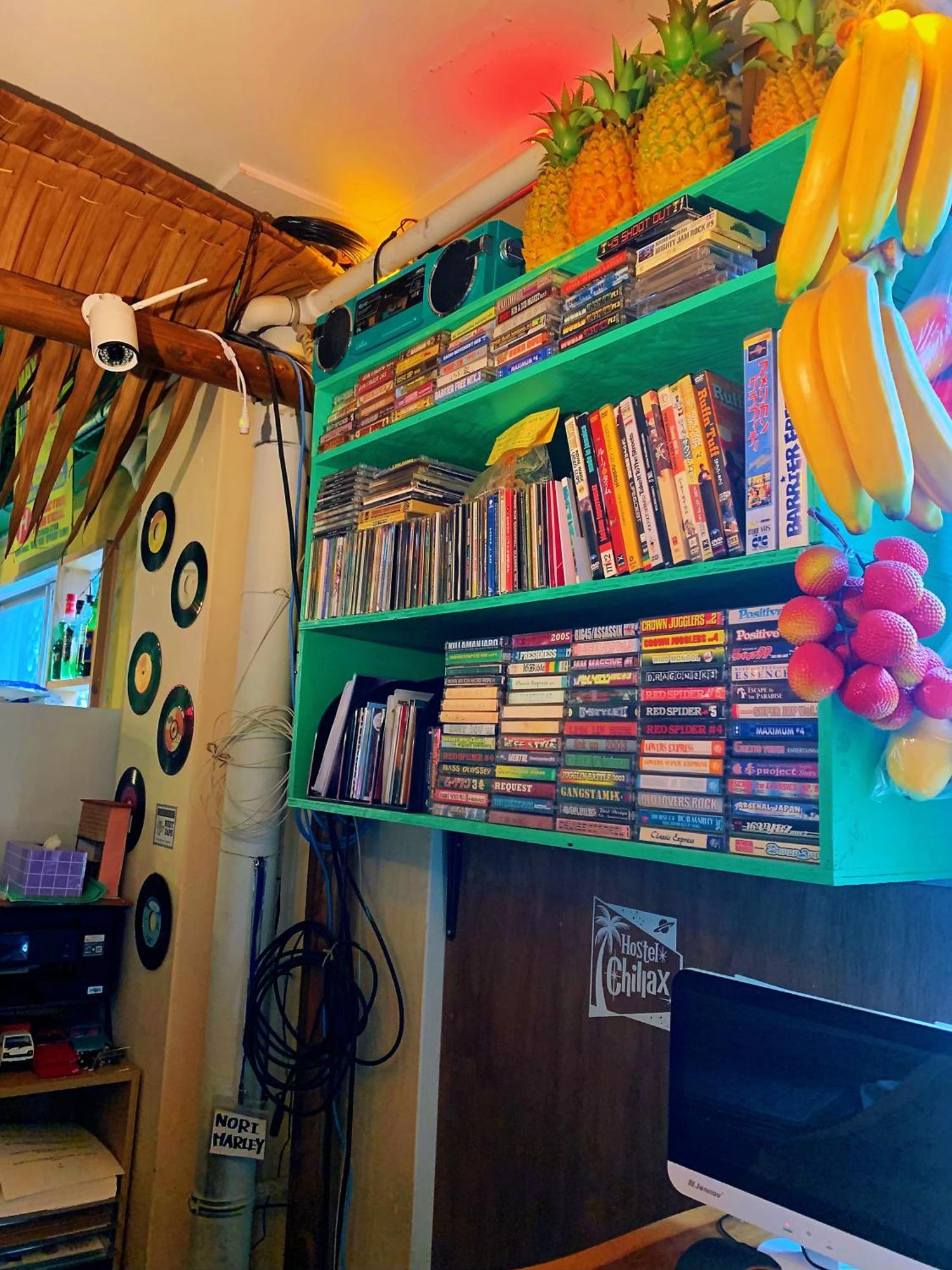Hostel Chillax Осака Экстерьер фото