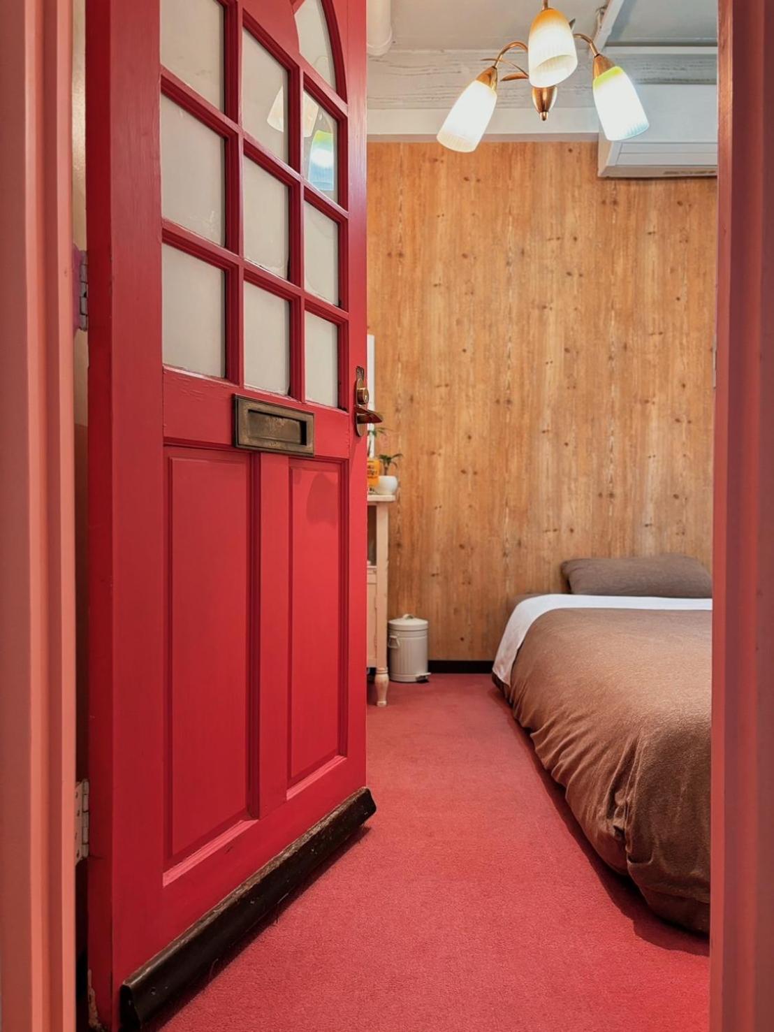 Hostel Chillax Осака Экстерьер фото